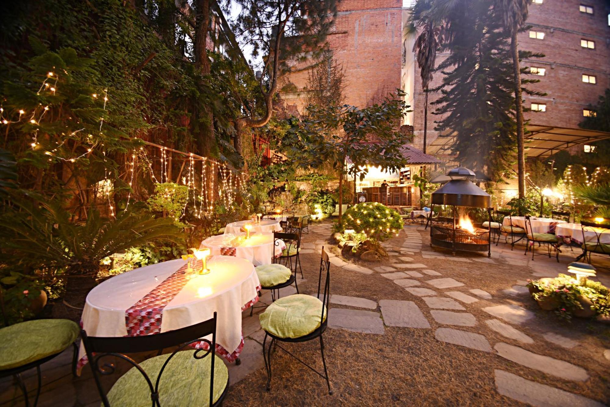 Nirvana Boutique Hotel Katmandú Exterior foto