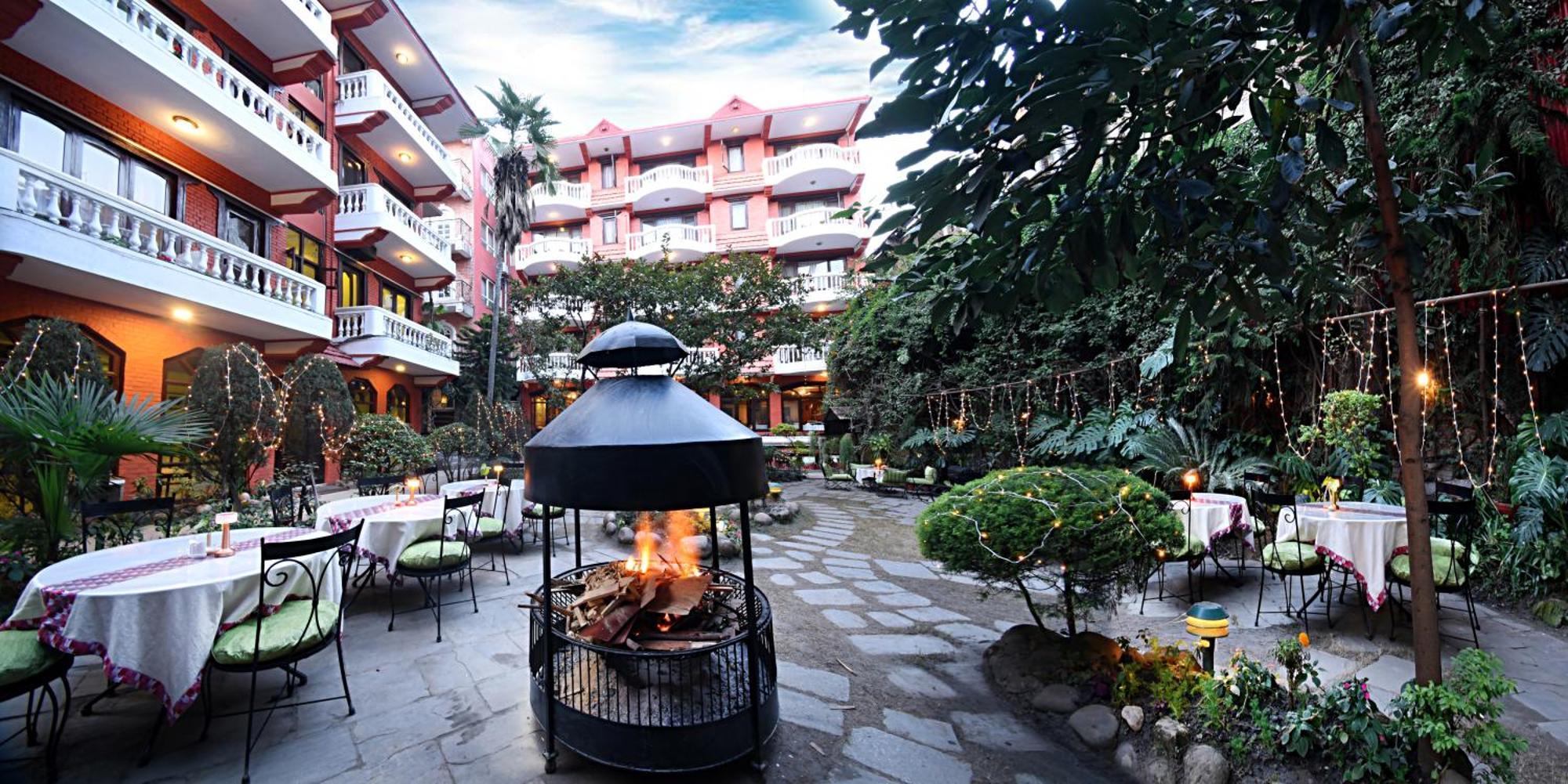 Nirvana Boutique Hotel Katmandú Exterior foto