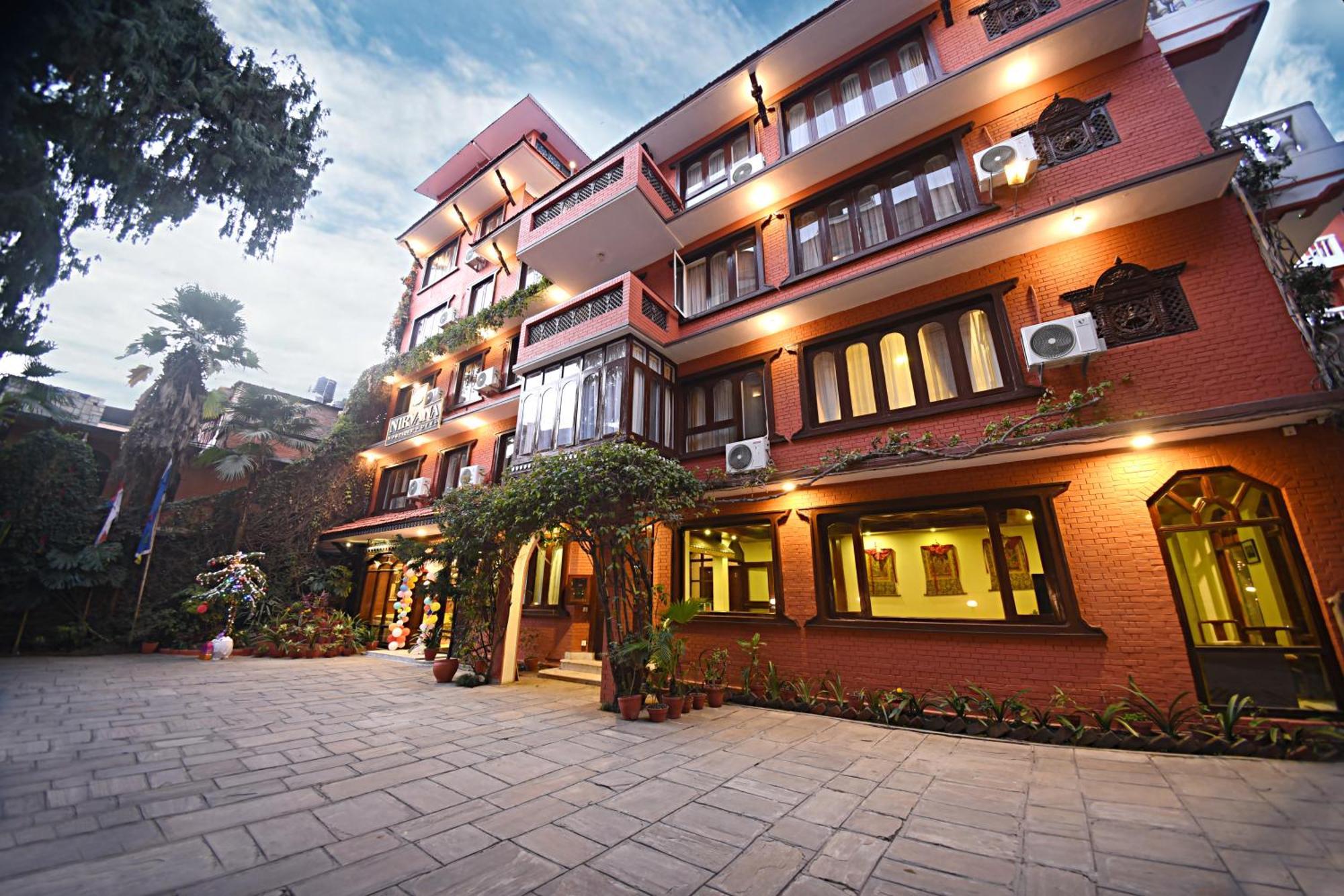Nirvana Boutique Hotel Katmandú Exterior foto