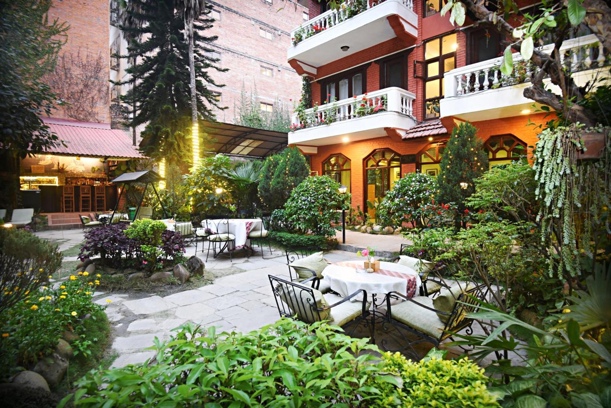 Nirvana Boutique Hotel Katmandú Exterior foto